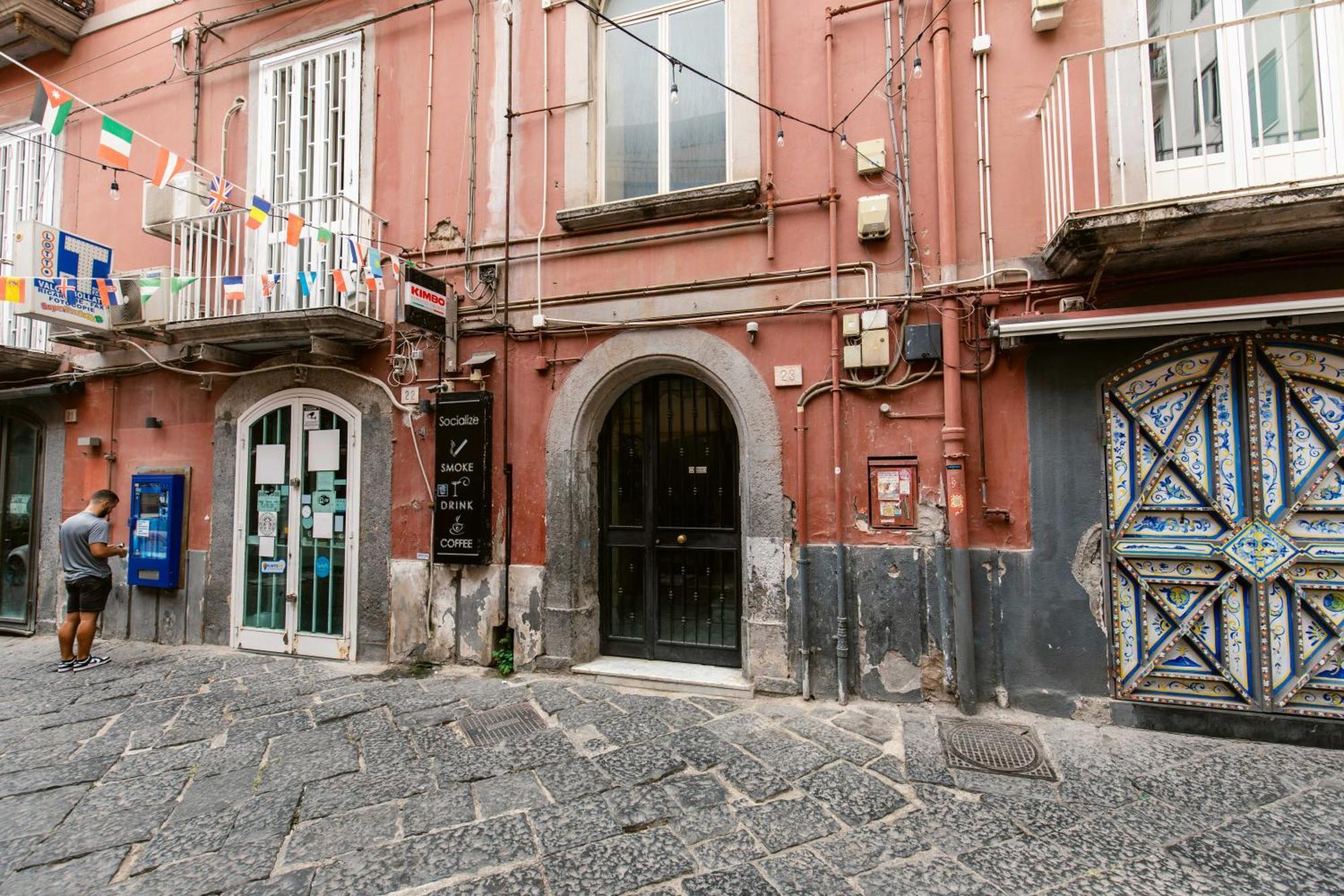 Calaba Chiaia Apartment Naples Exterior photo